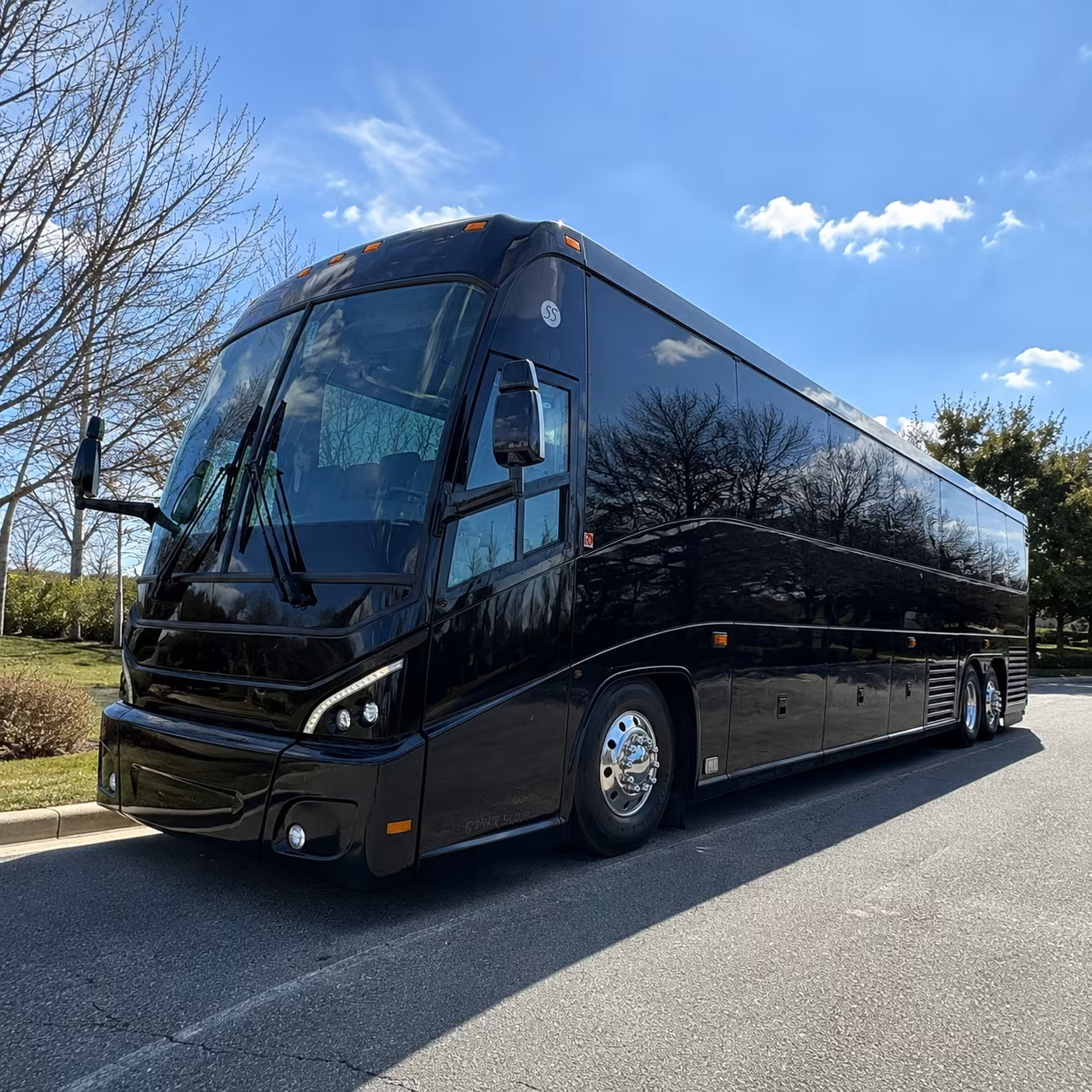 charter buses for trade show groups heading into the houston energy corridor