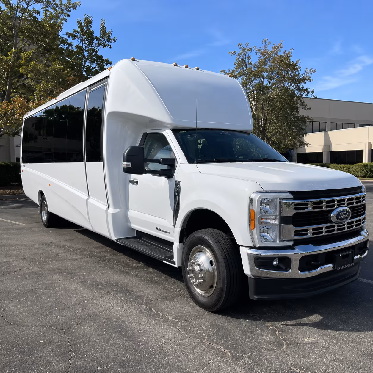 easily book transportation for your next airport transfer 5