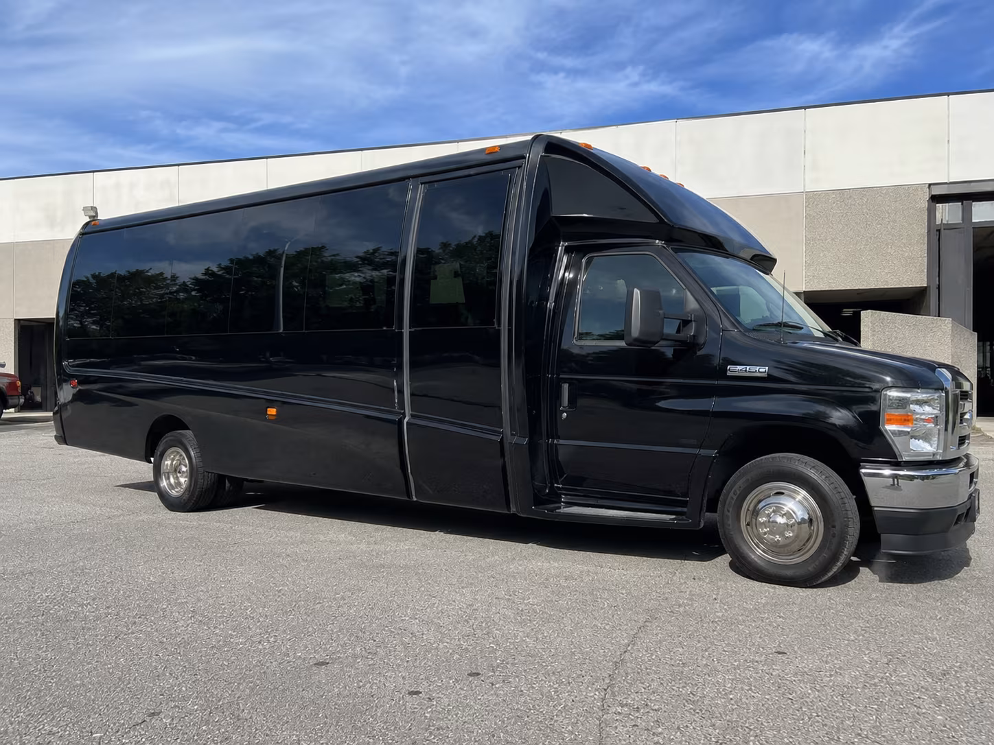 easily book transportation for your next prom 3