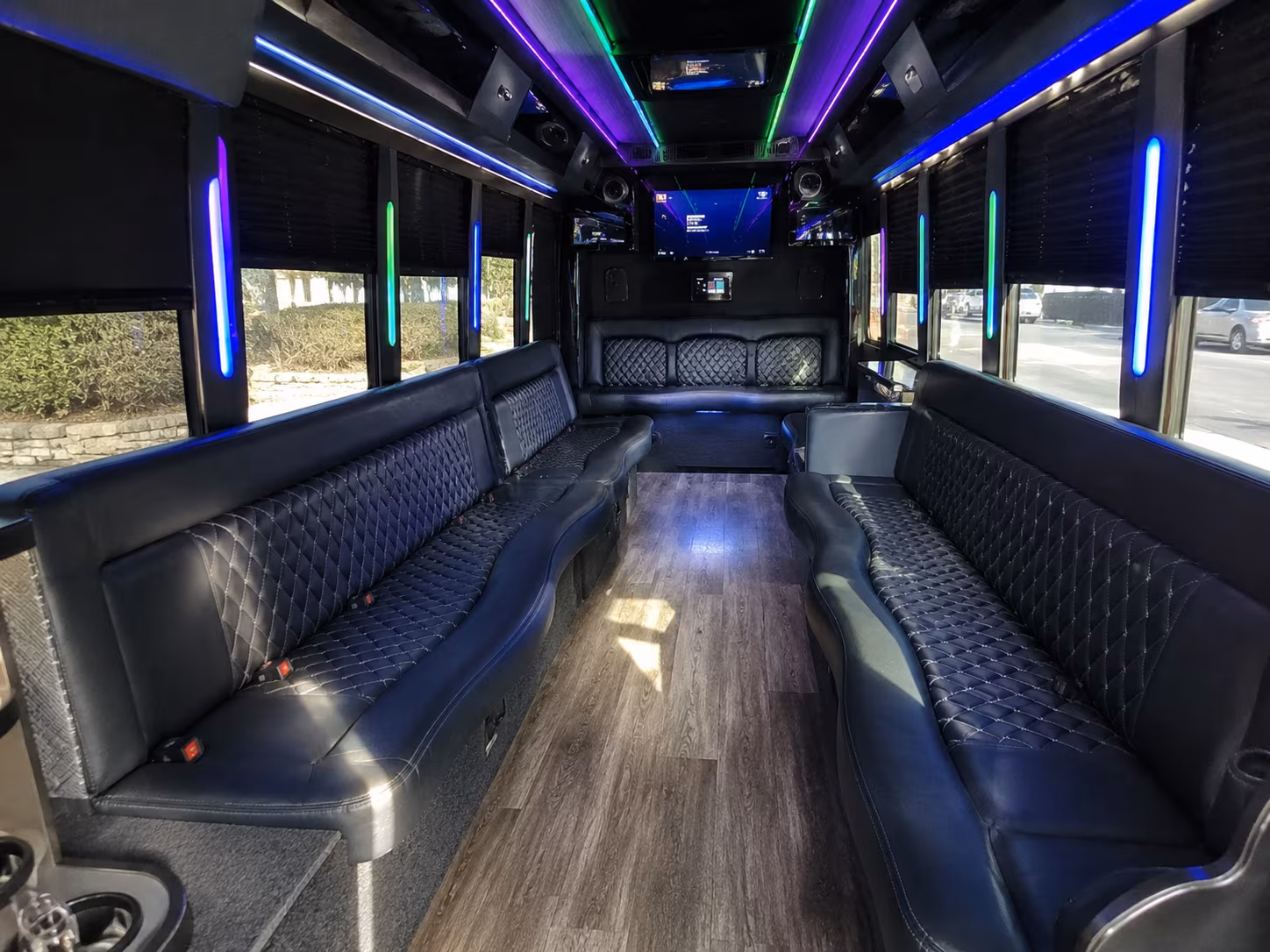 missouri city 15 passenger party bus interior