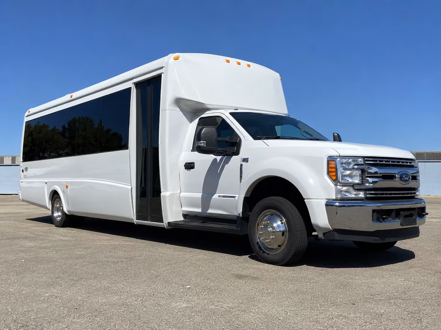 missouri city wedding transportation onboard seating