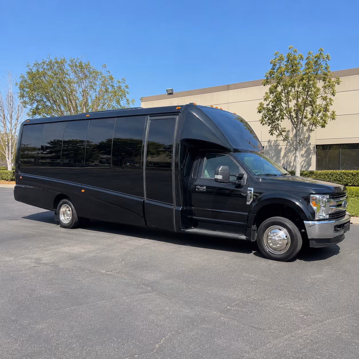 party bus rentals for missouri city prom night celebrations